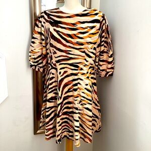 XL Who What Wear tiger striped linen dress.